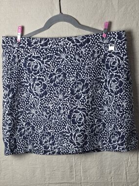 Rafaella Navy and White Floral Skort